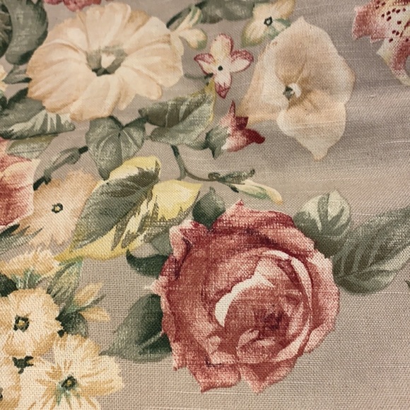Upholstery fabric floral print 1 yard by 56” width - Picture 2 of 4